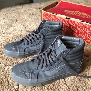 SK8-Hi Reissue Gray (men’s size 10)